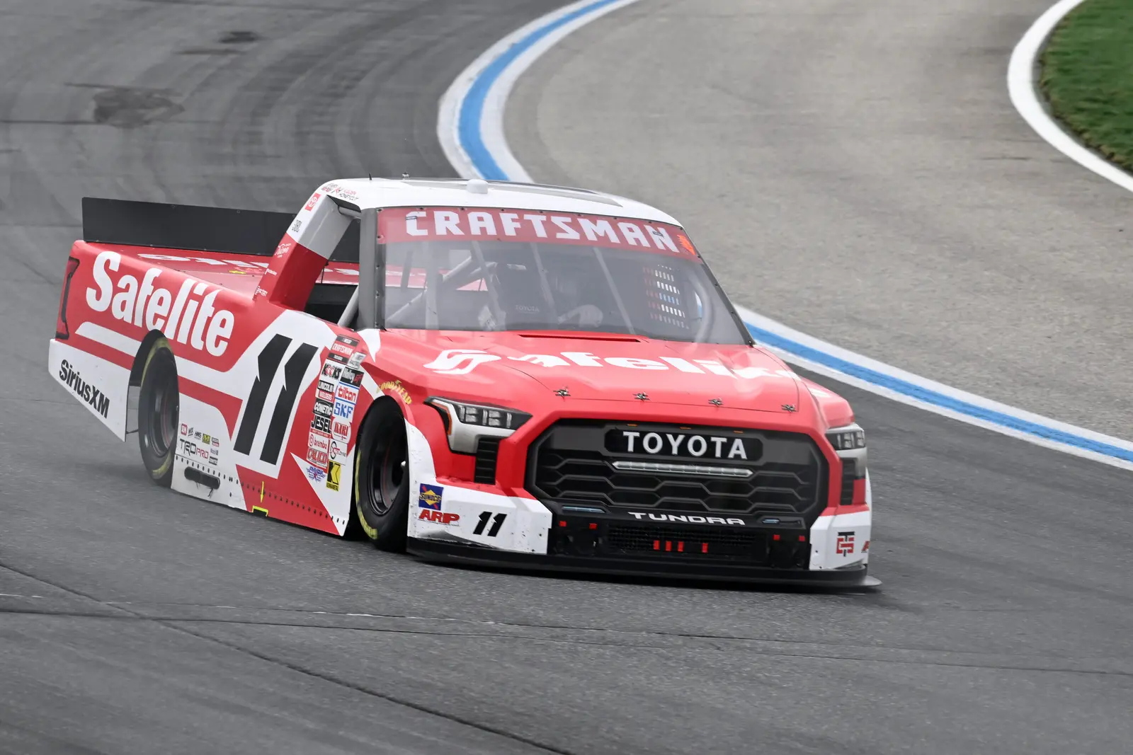 Kaden Honeycutt câștigă la Phoenix și consolidează avantajul în titlul Truck Series
