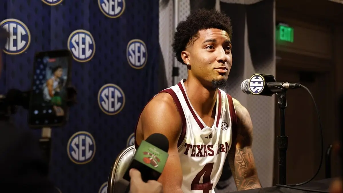 Texas A&M deschide sezonul împotriva Alabama State