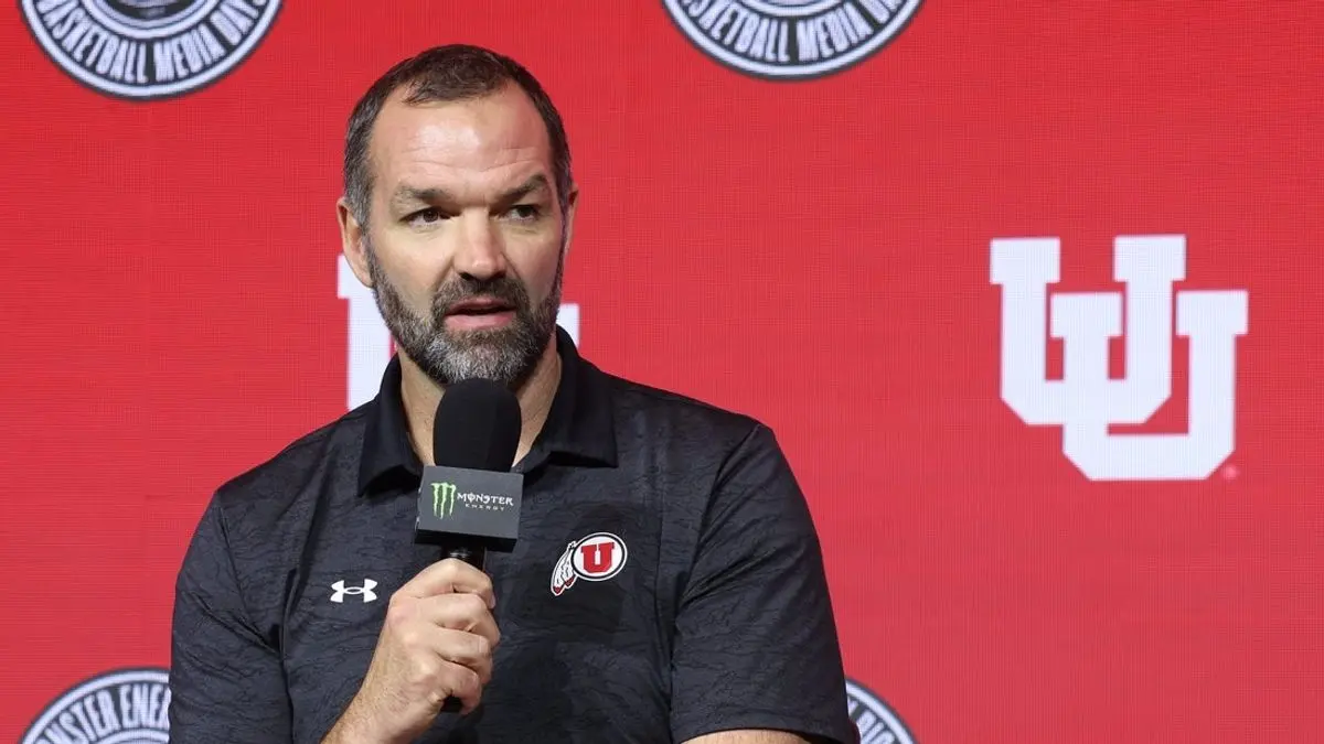 Utah își reface standardul competitiv: deschide sezonul împotriva Long Beach State